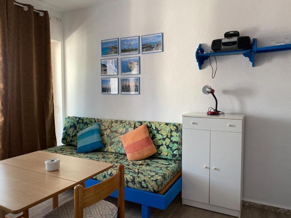 Gecko Blue, Es Pujols Et - 75 Pl Apartment ภายนอก รูปภาพ